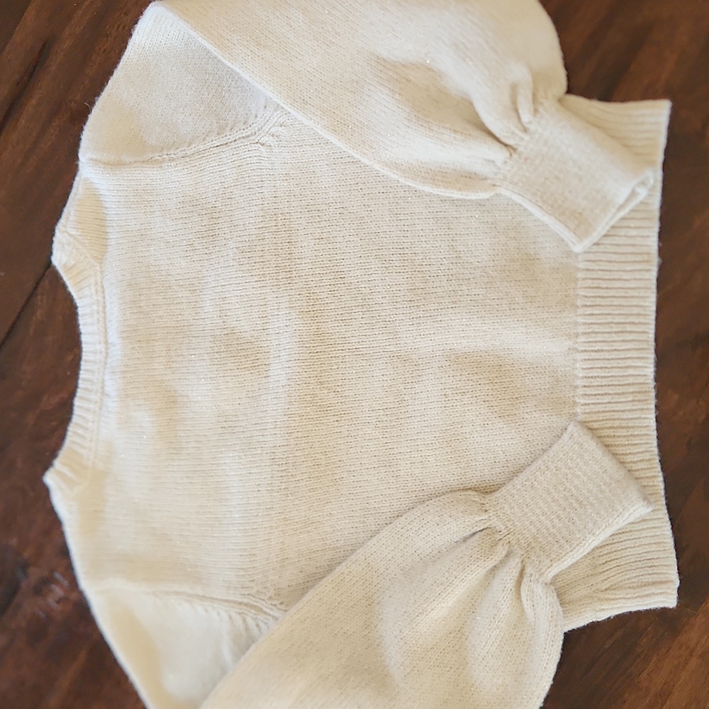 Tahari girls cream sweater with gold snowflakes and gold flecks size 3T - Picture 5 of 6